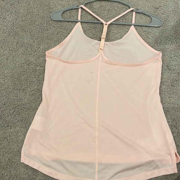 Nike Women’s tank top - Picture 4 of 4